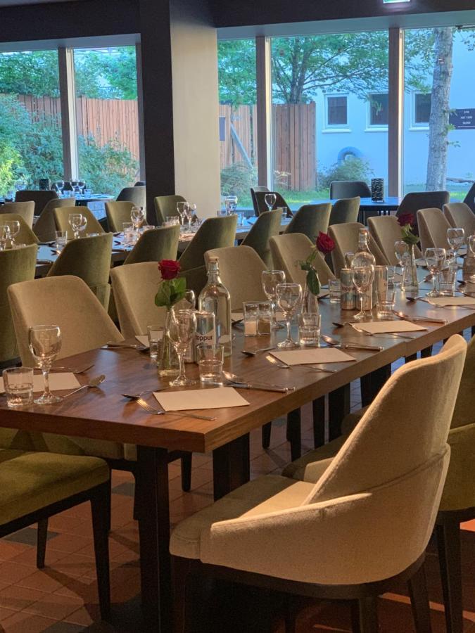 Hotel Bifroest Bagian luar foto