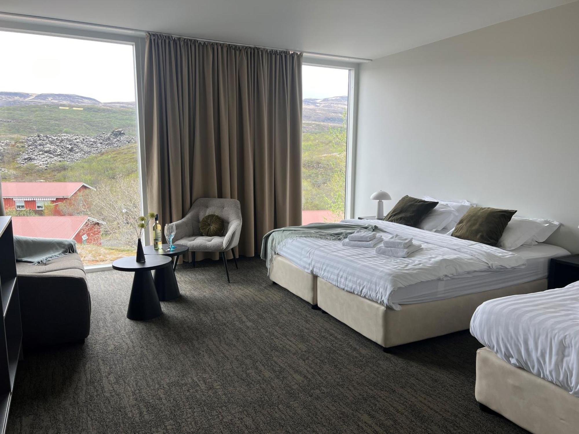 Hotel Bifroest Bagian luar foto