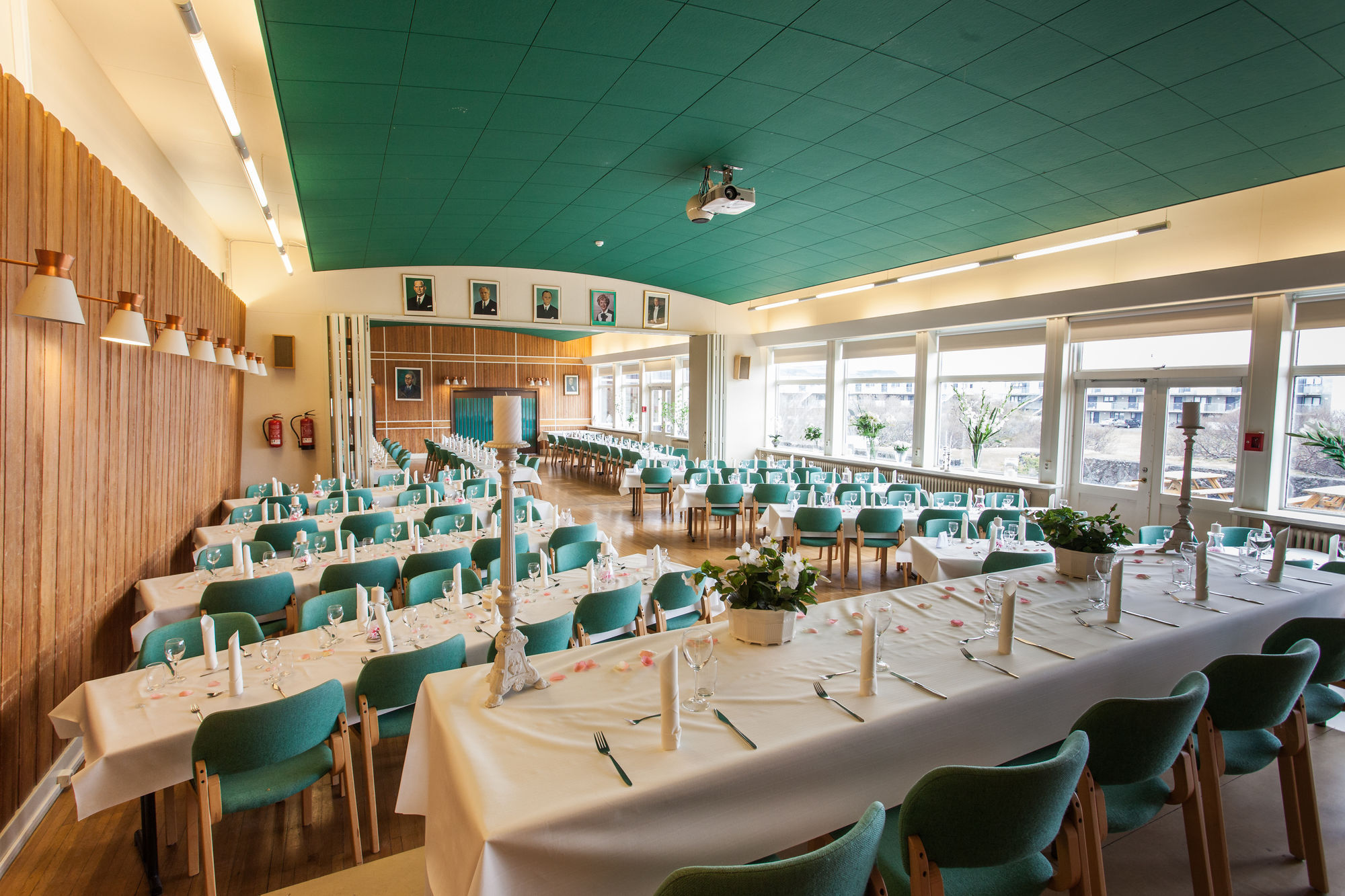 Hotel Bifroest Bagian luar foto